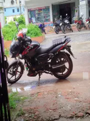 Bajaj Pulsar 150 Neon